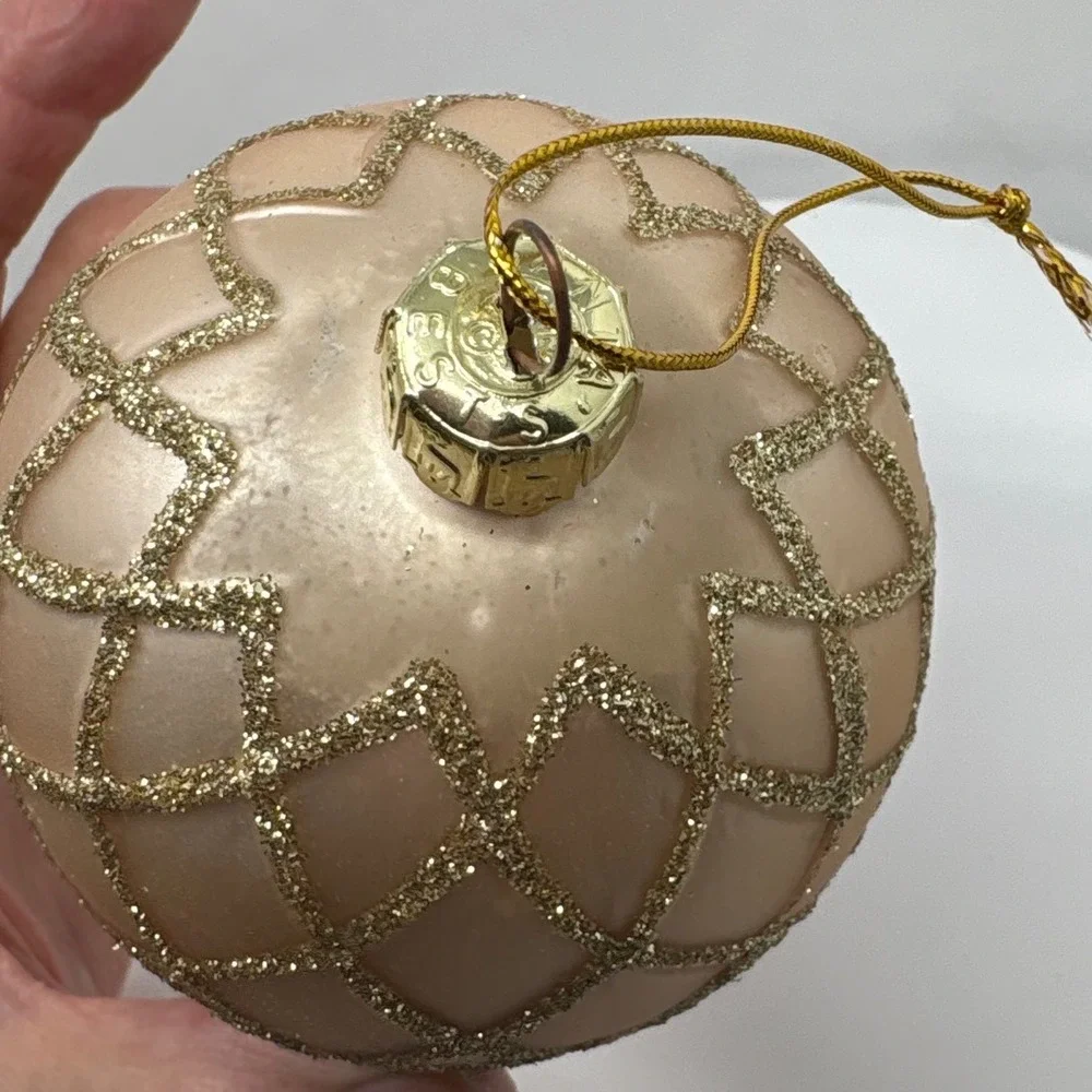 Champagne Pink‎ Blown Glass Egg Christmas Ornament Gold Glitter Trellis 4